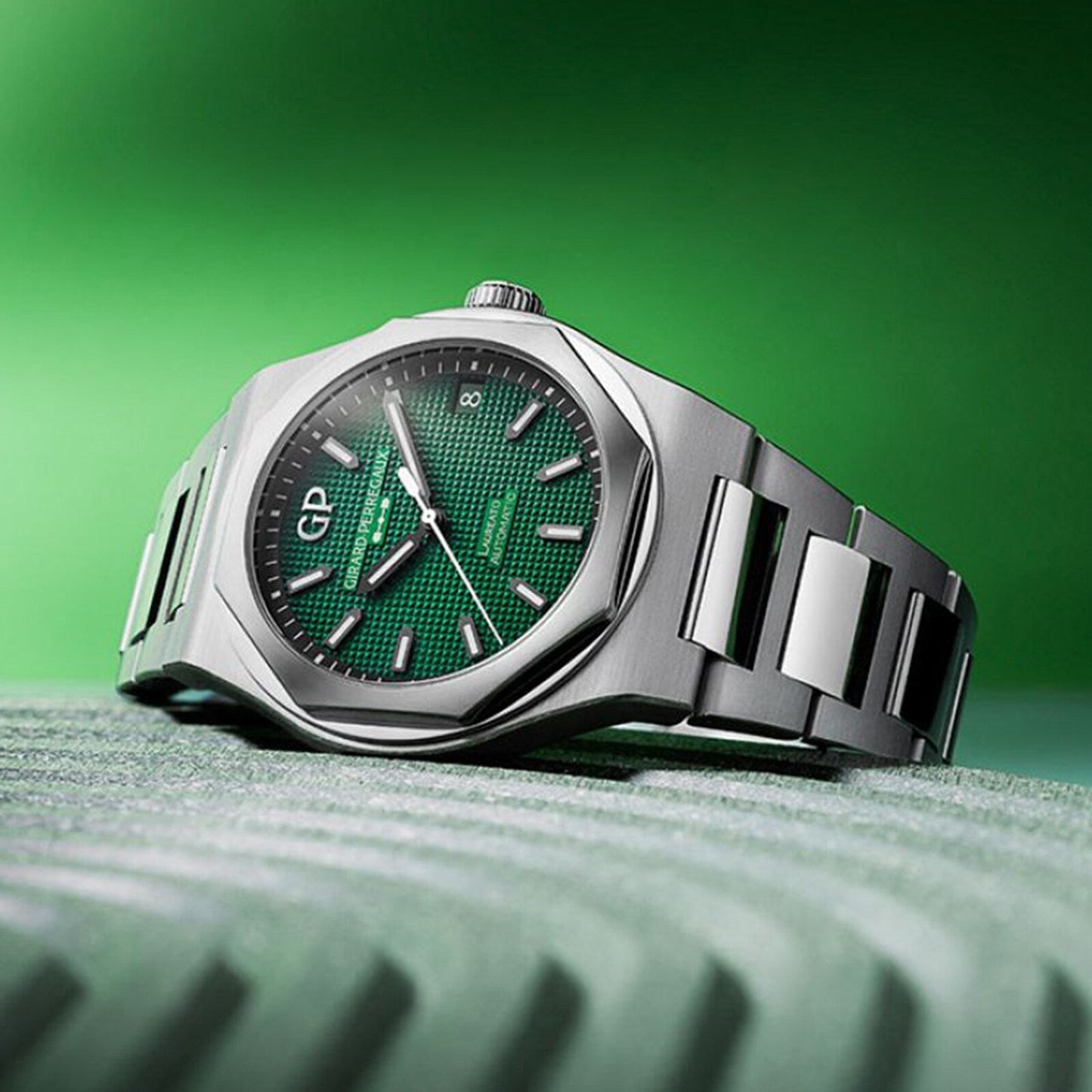 Laureato 42