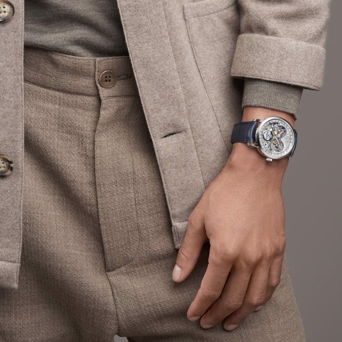 Traditionnelle Complete Calendar Openface