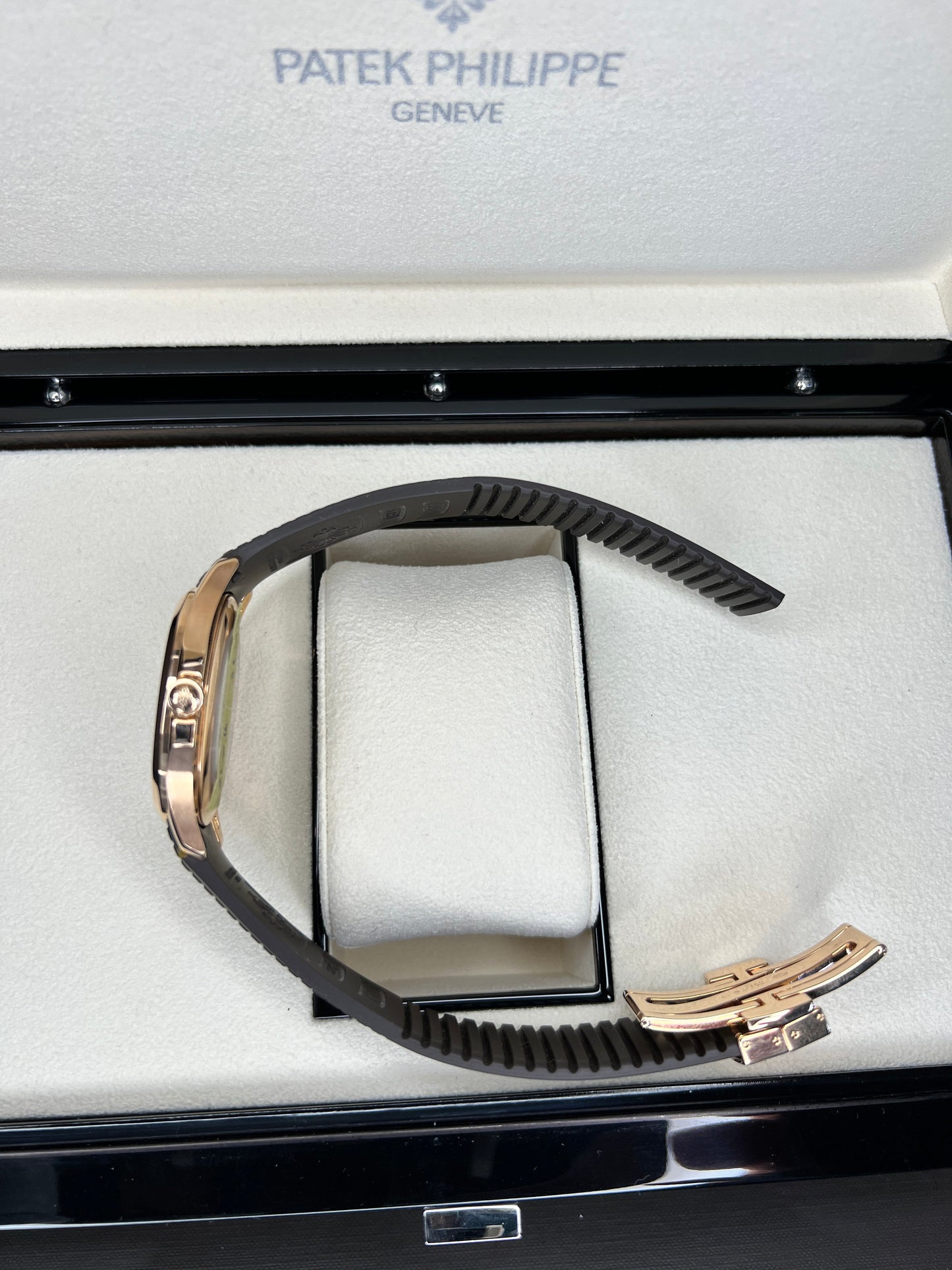 Patek Philippe Aquanaut 5167R-001 Rose Gold on Rubber Strap