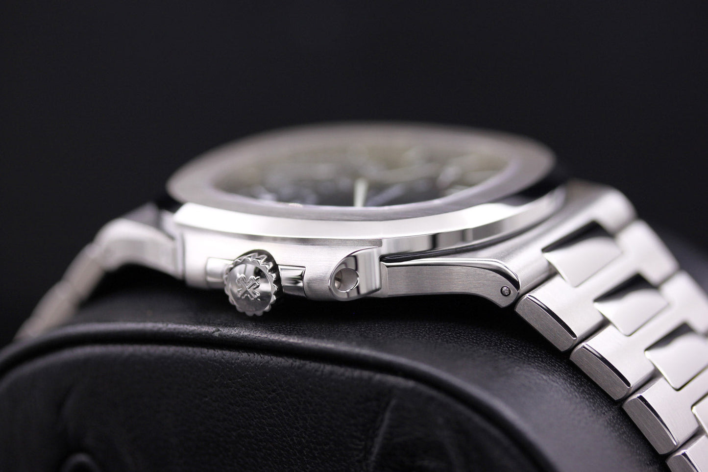 Patek Philippe Nautilus Moon Phases 40mm 5712/1A Blue Dial