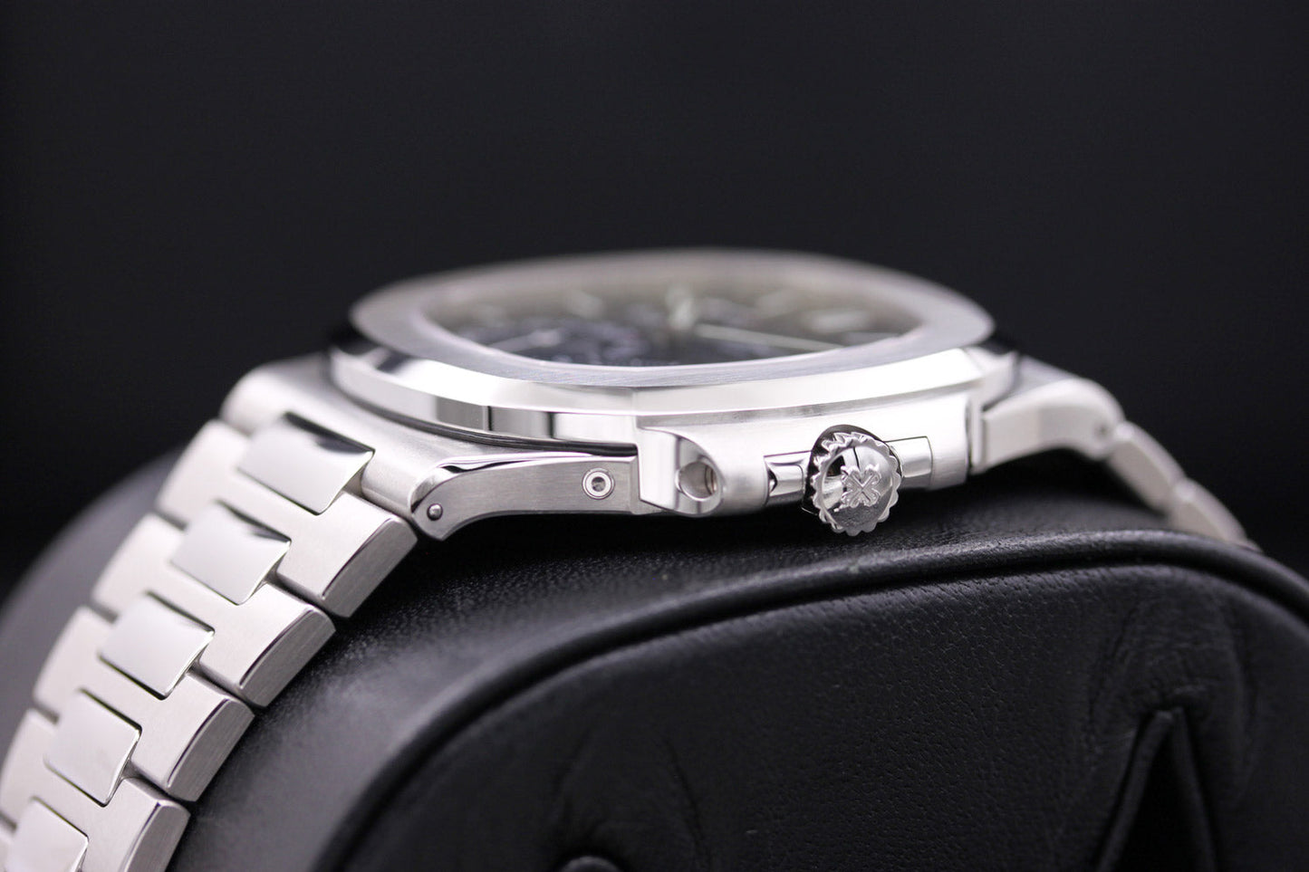 Patek Philippe Nautilus Moon Phases 40mm 5712/1A Blue Dial