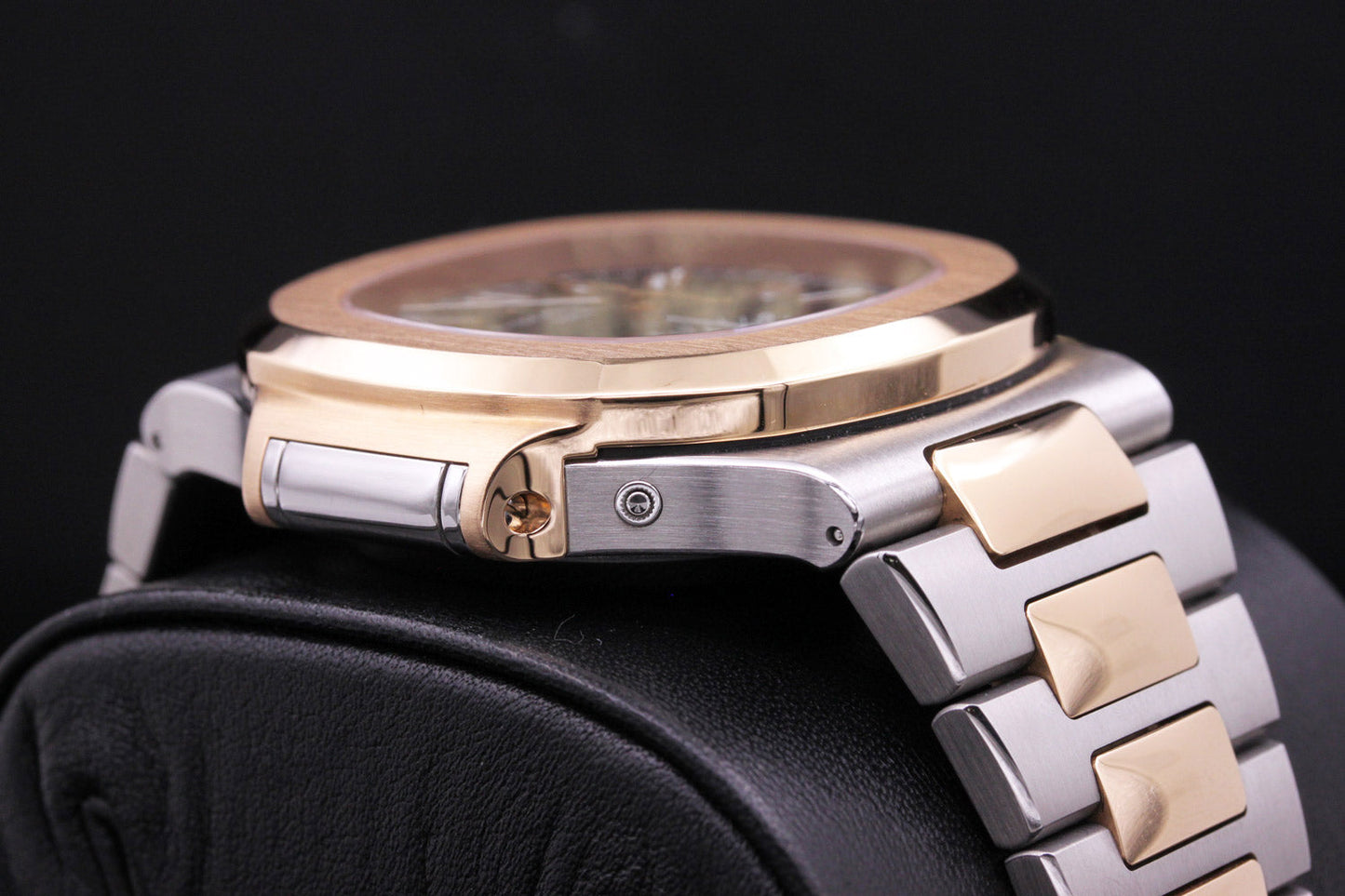 Patek Philippe Nautilus Chronograph 40mm 5980/1AR-001 Blue Dial Pre-Owned