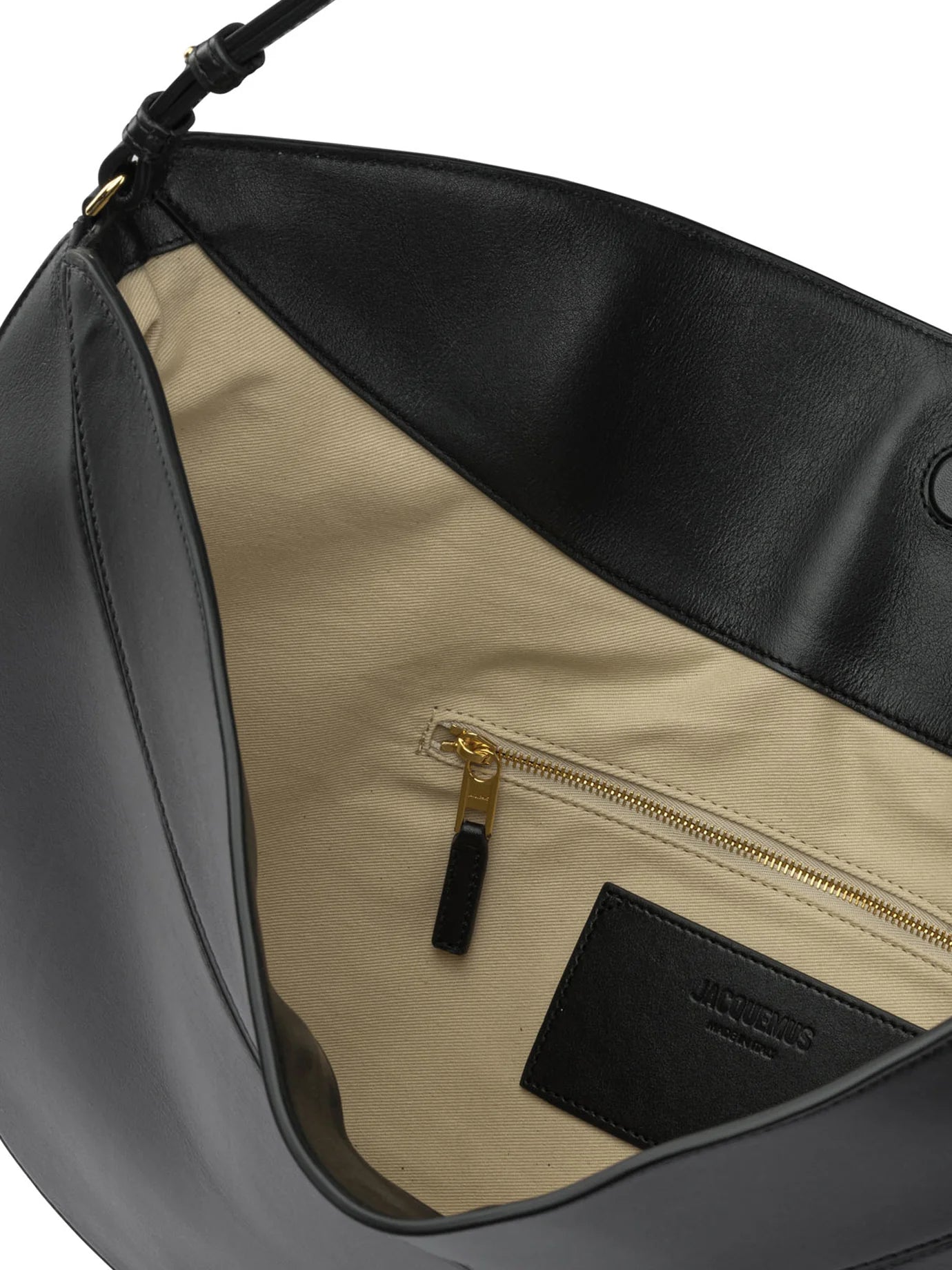 "Le Ovalo" Shoulder Bag