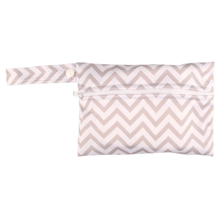 Simple Printed Organizer Bag