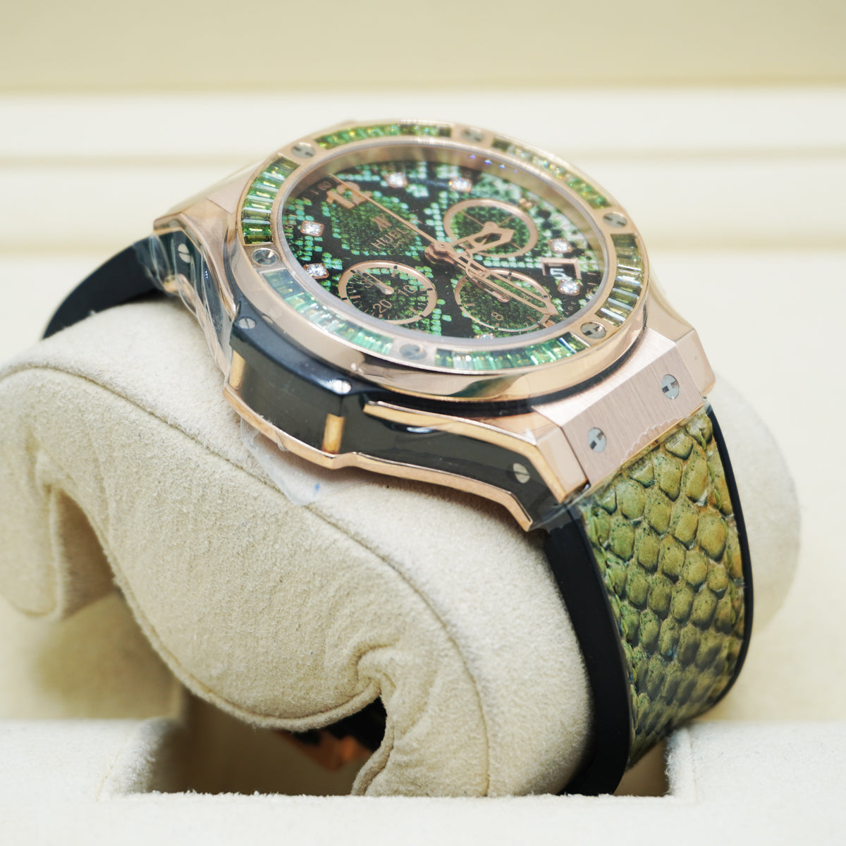 Hublot Limited Edition Big Bang Boa Bang 41mm 341.PX.7818.PR.1978 Green Dial Chronograph
