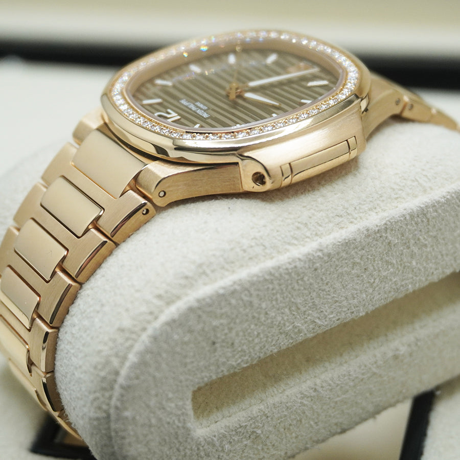 Patek Philippe Nautilus 35mm 7118/1200R Golden Dial