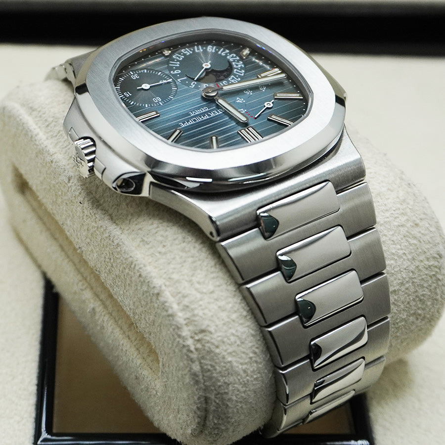 Patek Philippe Nautilus Moon Phases 40mm 5712/1A Blue Dial Pre-Owned