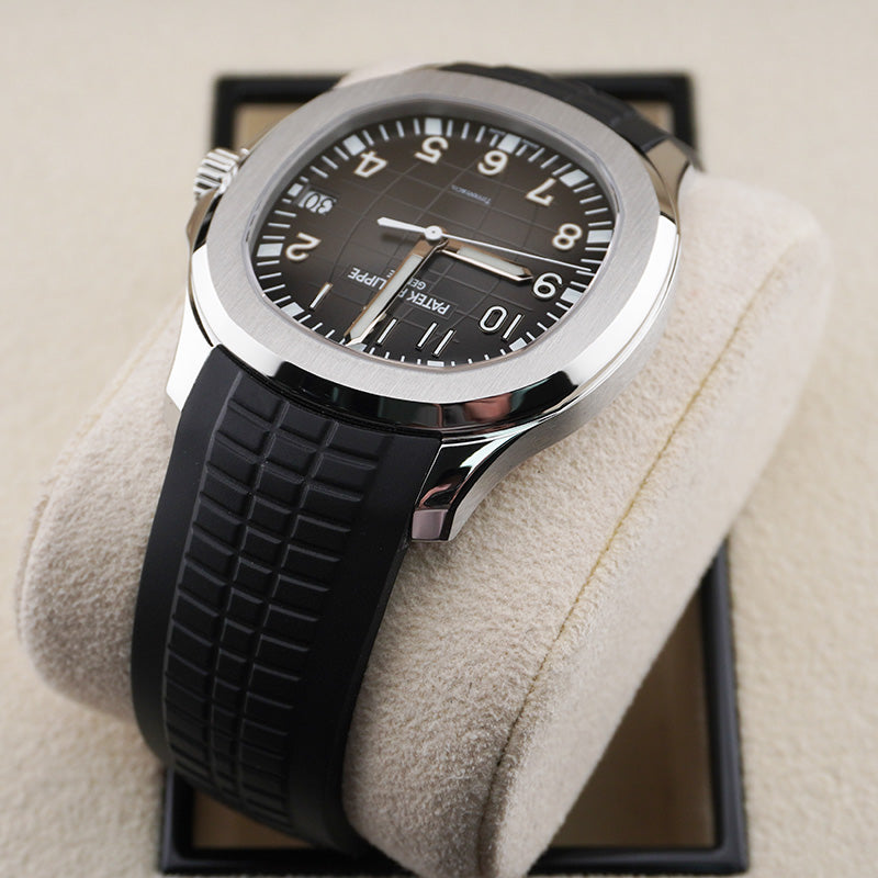 Patek Philippe Aquanaut Tiffany & Co Dial 40mm 5167A-001 Pre-Owned