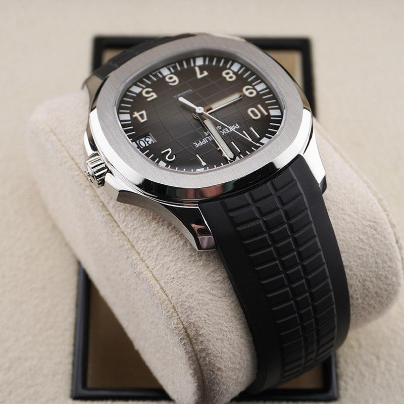 Patek Philippe Aquanaut Tiffany & Co Dial 40mm 5167A-001 Pre-Owned