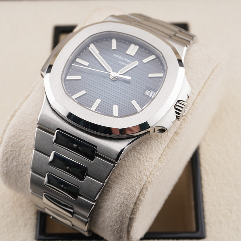 Patek Philippe Nautilus 40mm 5711/1A Blue Dial Pre-Owned