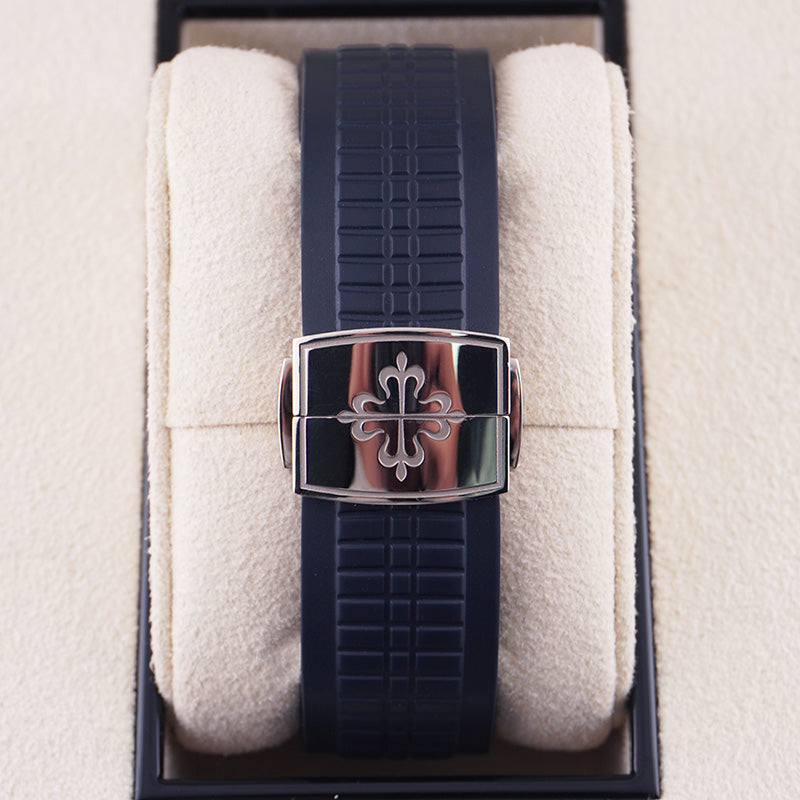 Patek Philippe Aquanaut Travel Time Advance Research 5650G White Gold