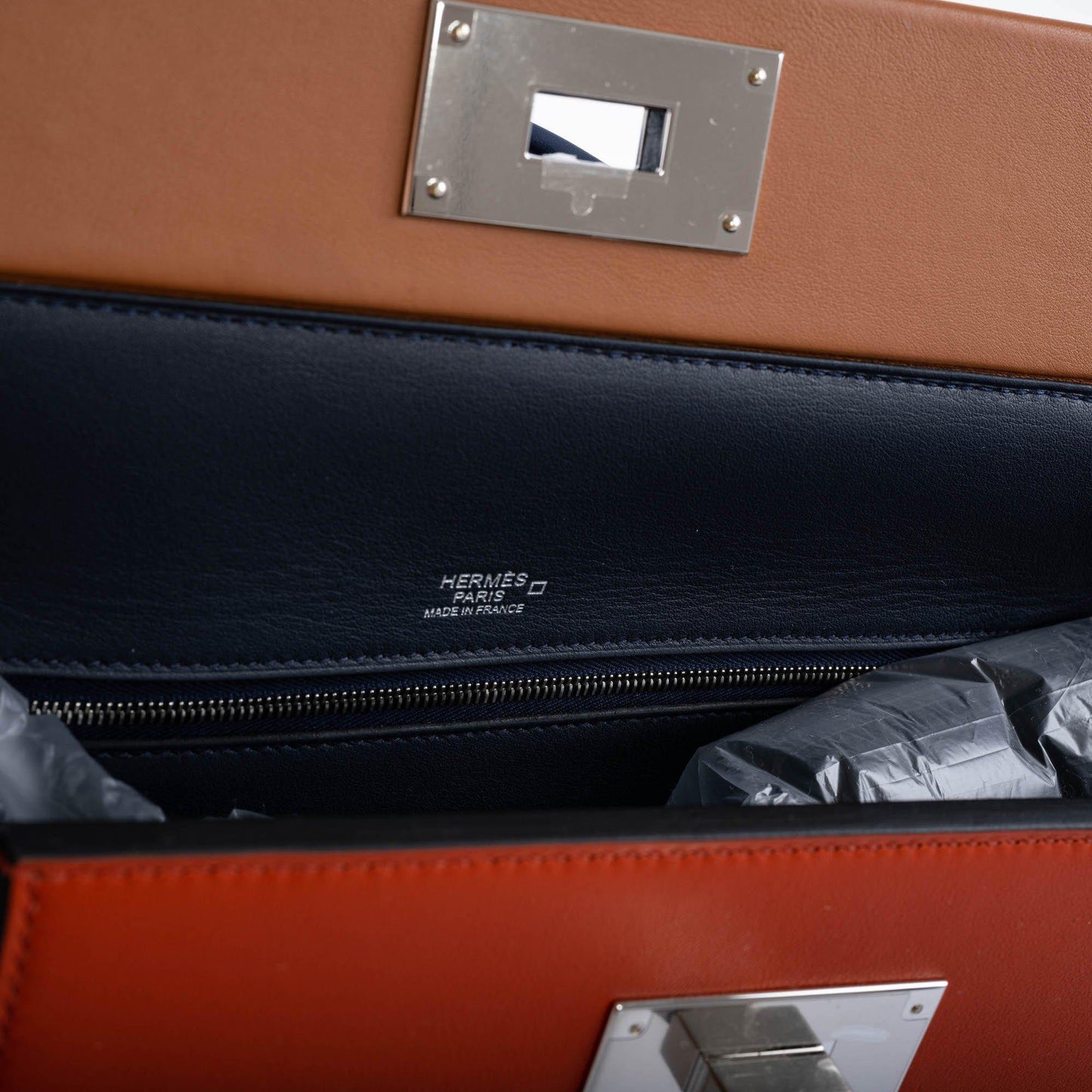 Hermès 24/24 29 Blue Nuit Togo and Matte Alligator Palladium Hardware - 2020, Y