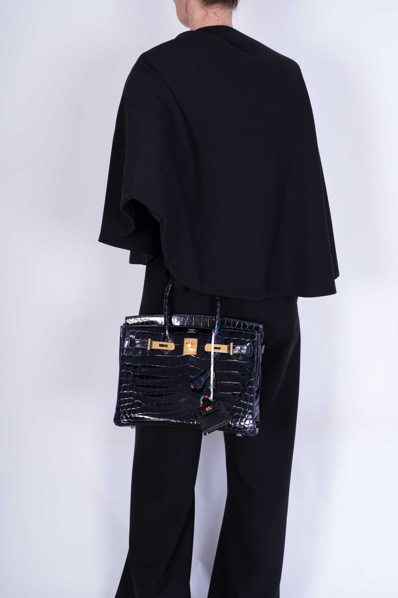 Hermès Birkin 30 Bleu Marine Shiny Niloticus Crocodile Gold Hardware