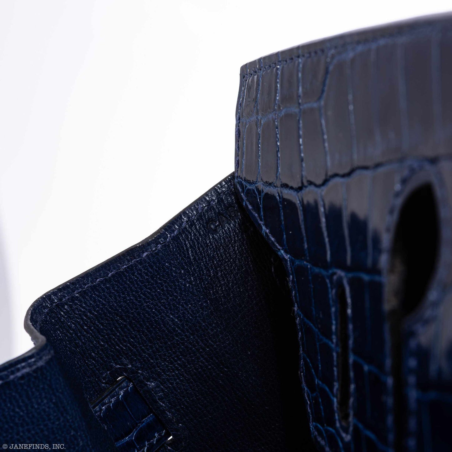 Hermès Birkin 30 Blue Saphir Semi-Matte Niloticus Crocodile Gold Hardware