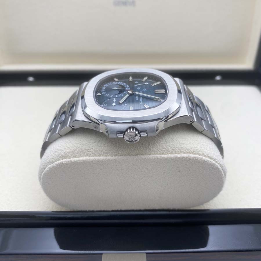 Patek Philippe Nautilus Moon Phases 40mm 5712/1A Blue Dial Geneva Sealed Pre-Owned