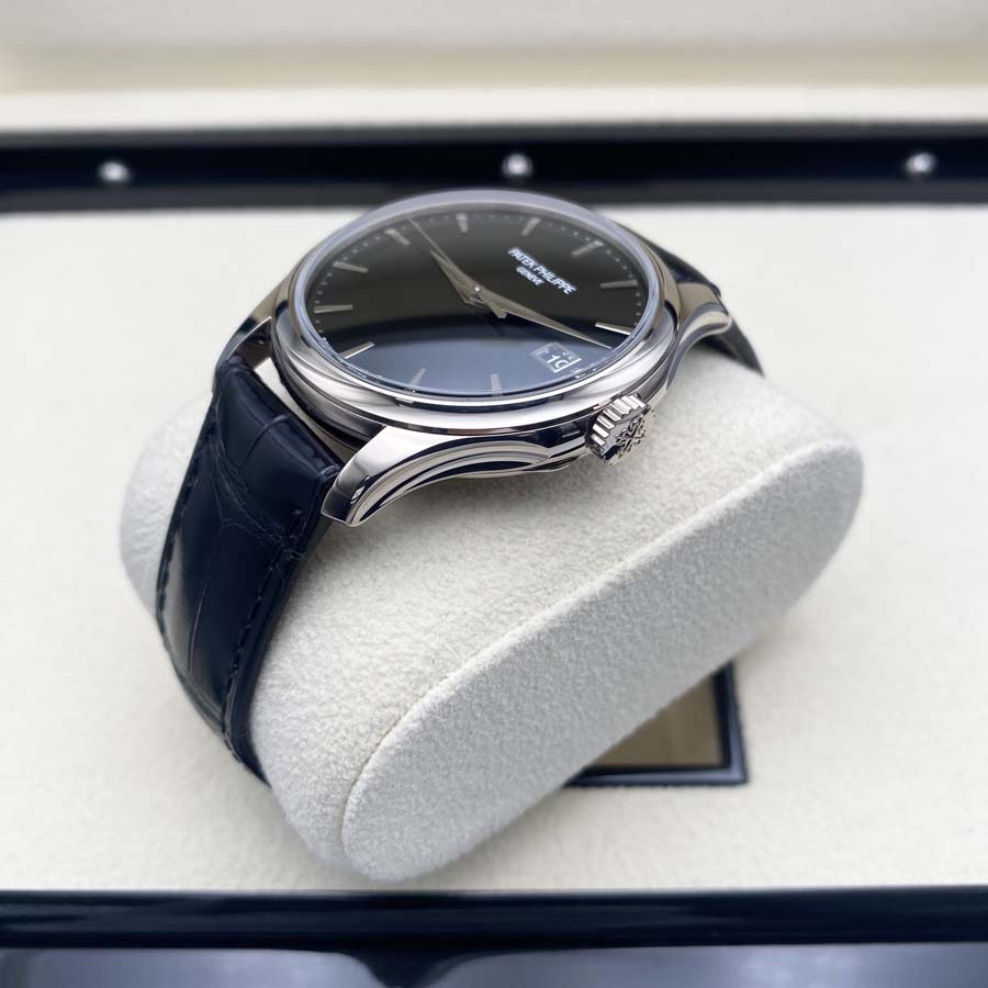 Patek Philippe Calatrava 39mm 5227G Black Dial