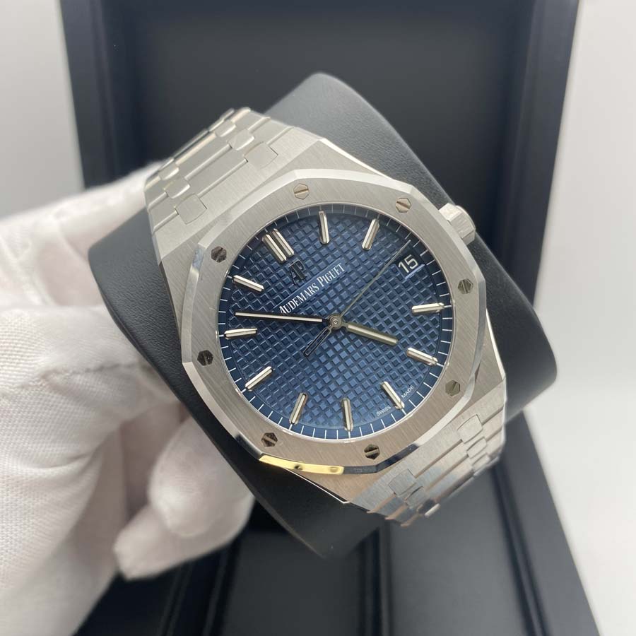 Audemars Piguet Royal Oak 41mm 15500ST.OO.1220ST.01 Blue Dial Pre-Owned
