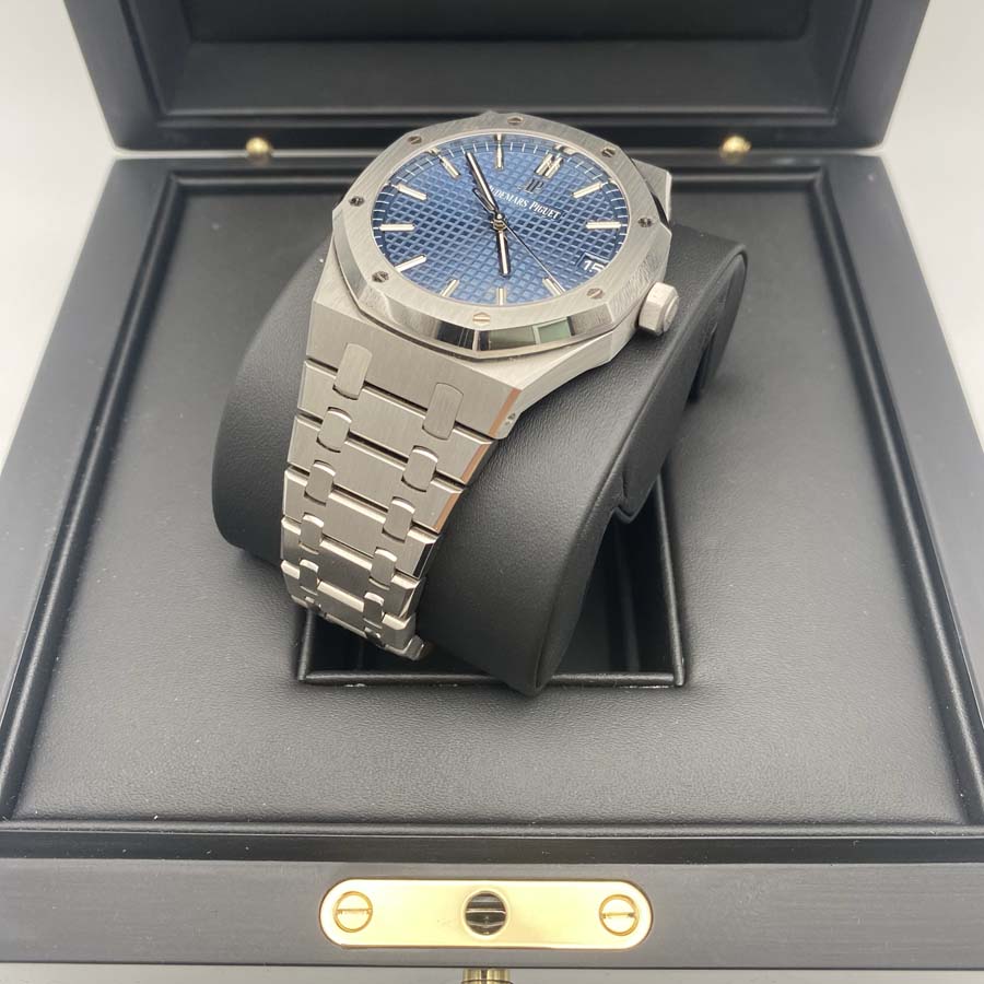 Audemars Piguet Royal Oak 41mm 15500ST.OO.1220ST.01 Blue Dial Pre-Owned