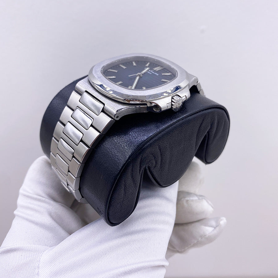 Patek Philippe Nautilus 40mm 5711/1A Blue Dial Pre-Owned