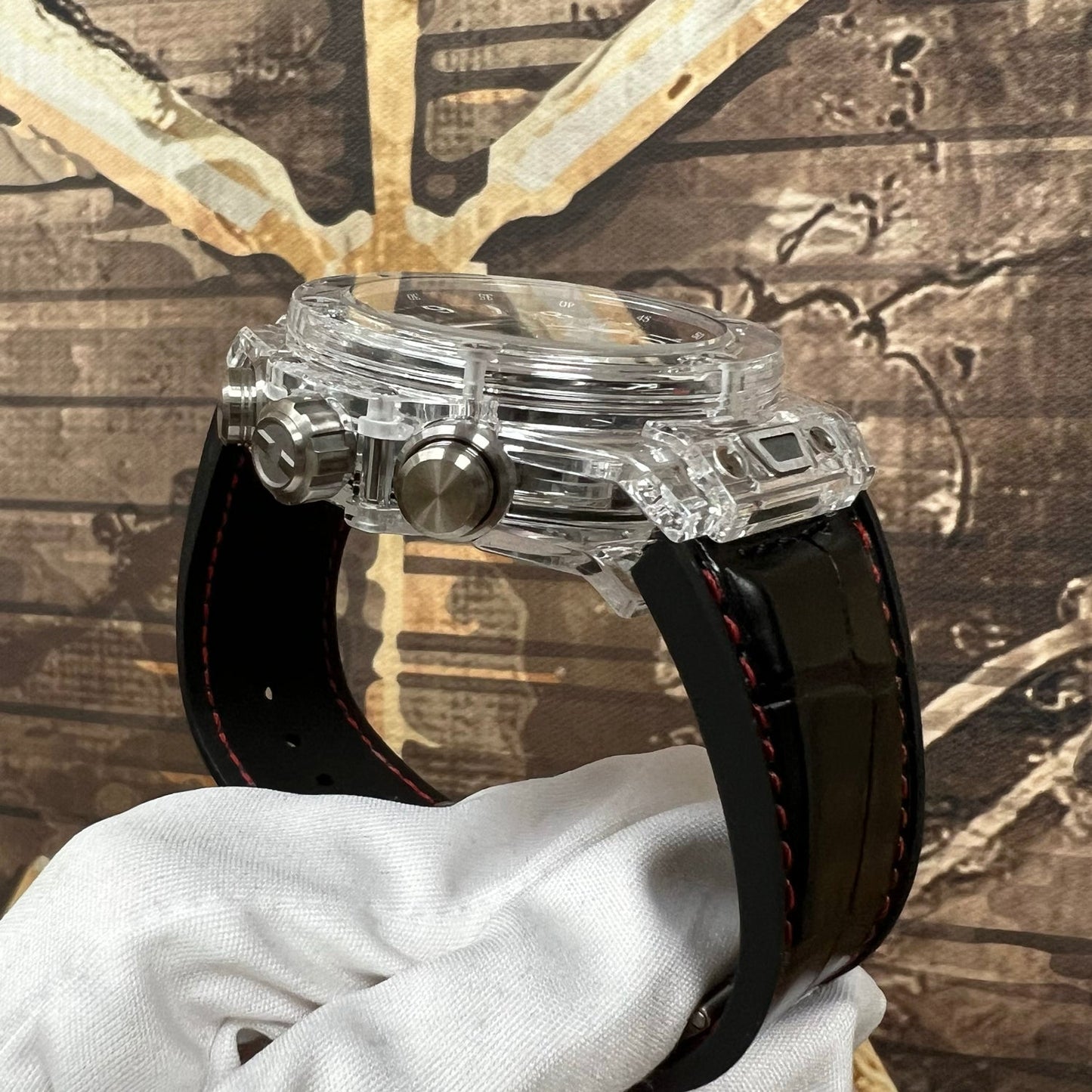 Hublot Big Bang Unico Magic Sapphire crystal on leather strap 411.JX.1170.RX