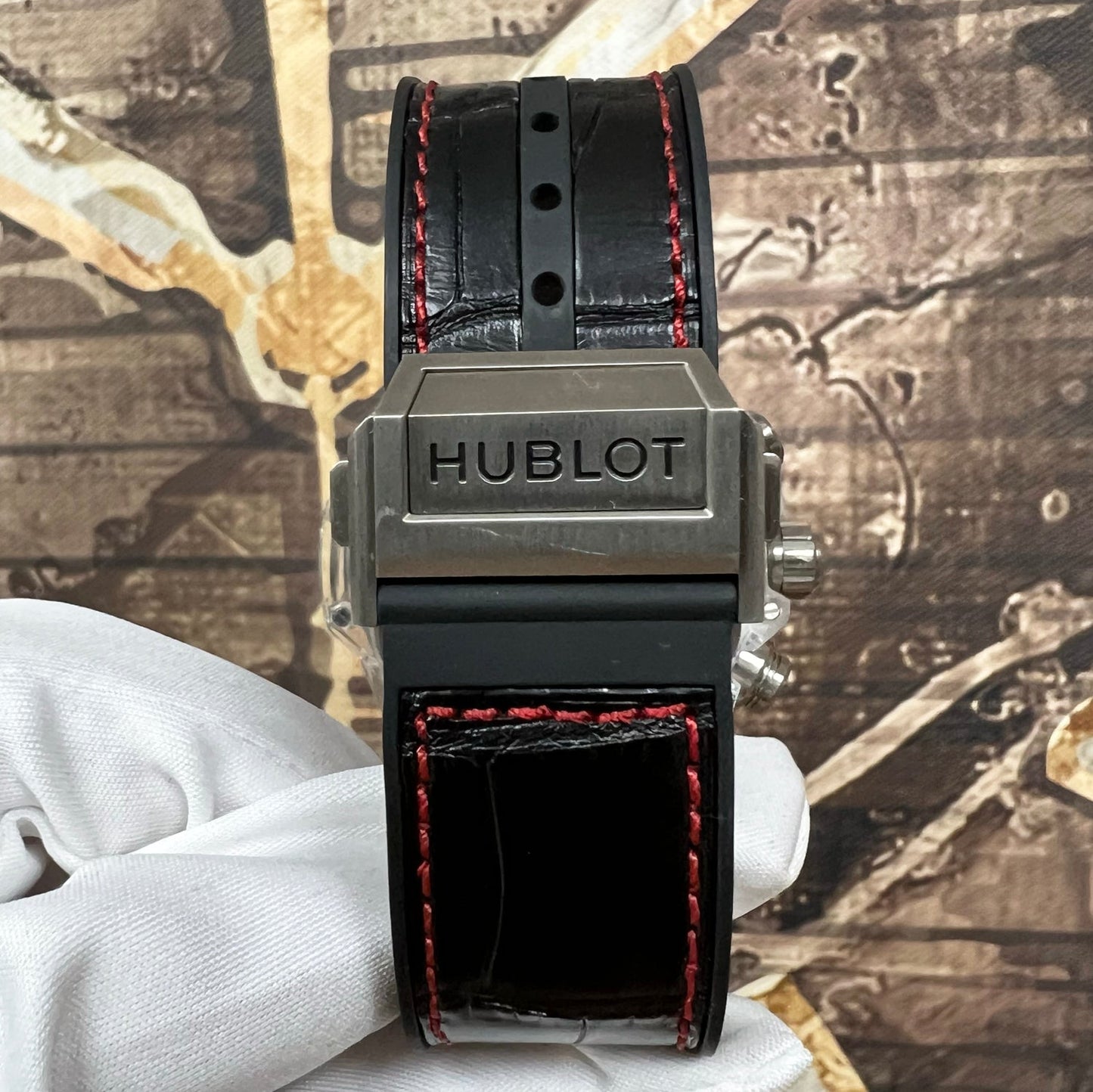 Hublot Big Bang Unico Magic Sapphire crystal on leather strap 411.JX.1170.RX