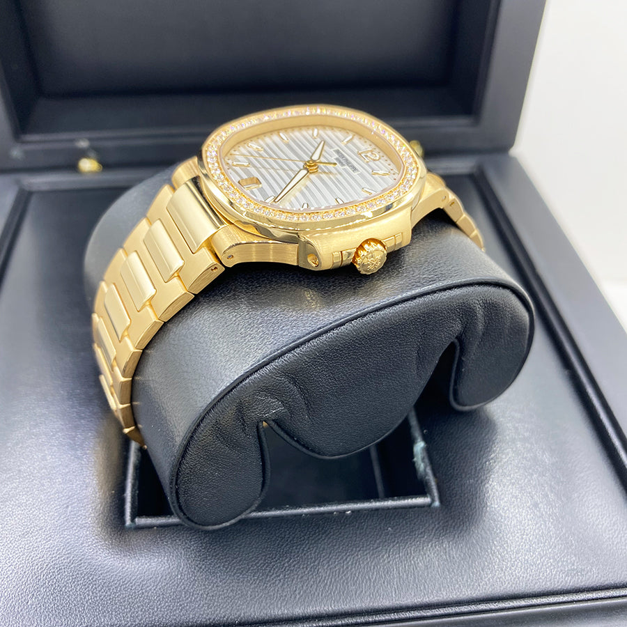 Patek Philippe Nautilus 35mm 7118/1200R Silver Dial