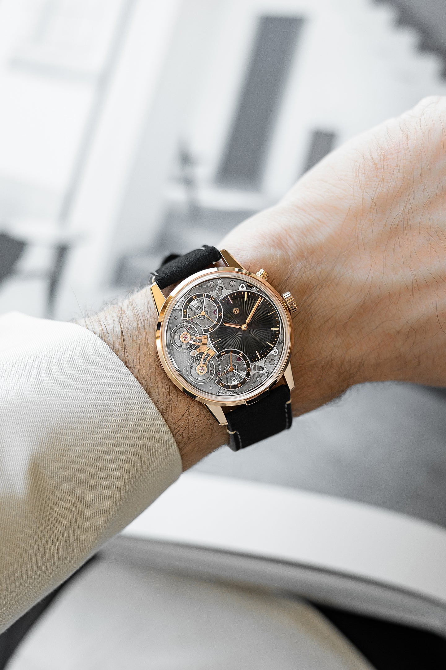 Mirrored Force Resonance Rose Gold