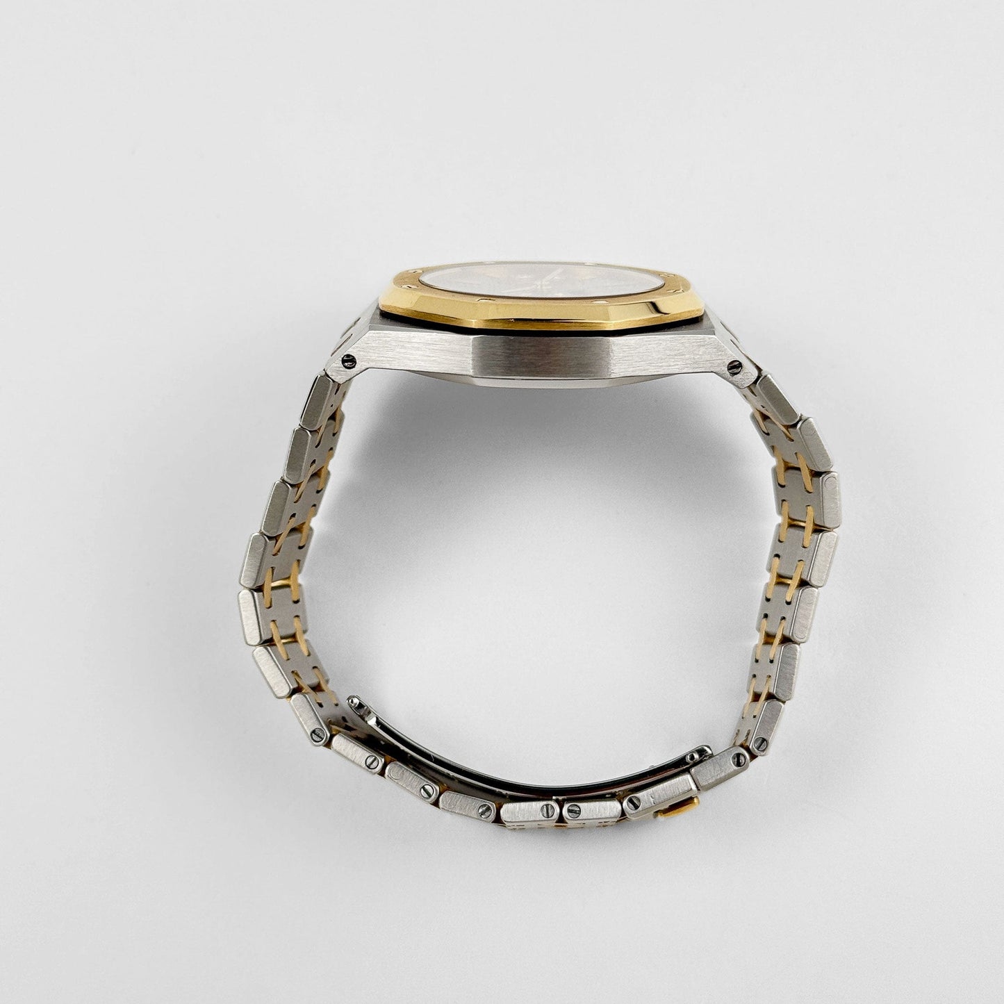 Audemars Piguet Royal Oak 25594SA.OO.0789SA.01 Day-Date Moonphase Yellow Gold Stainless Steel Silver Dial (1994)