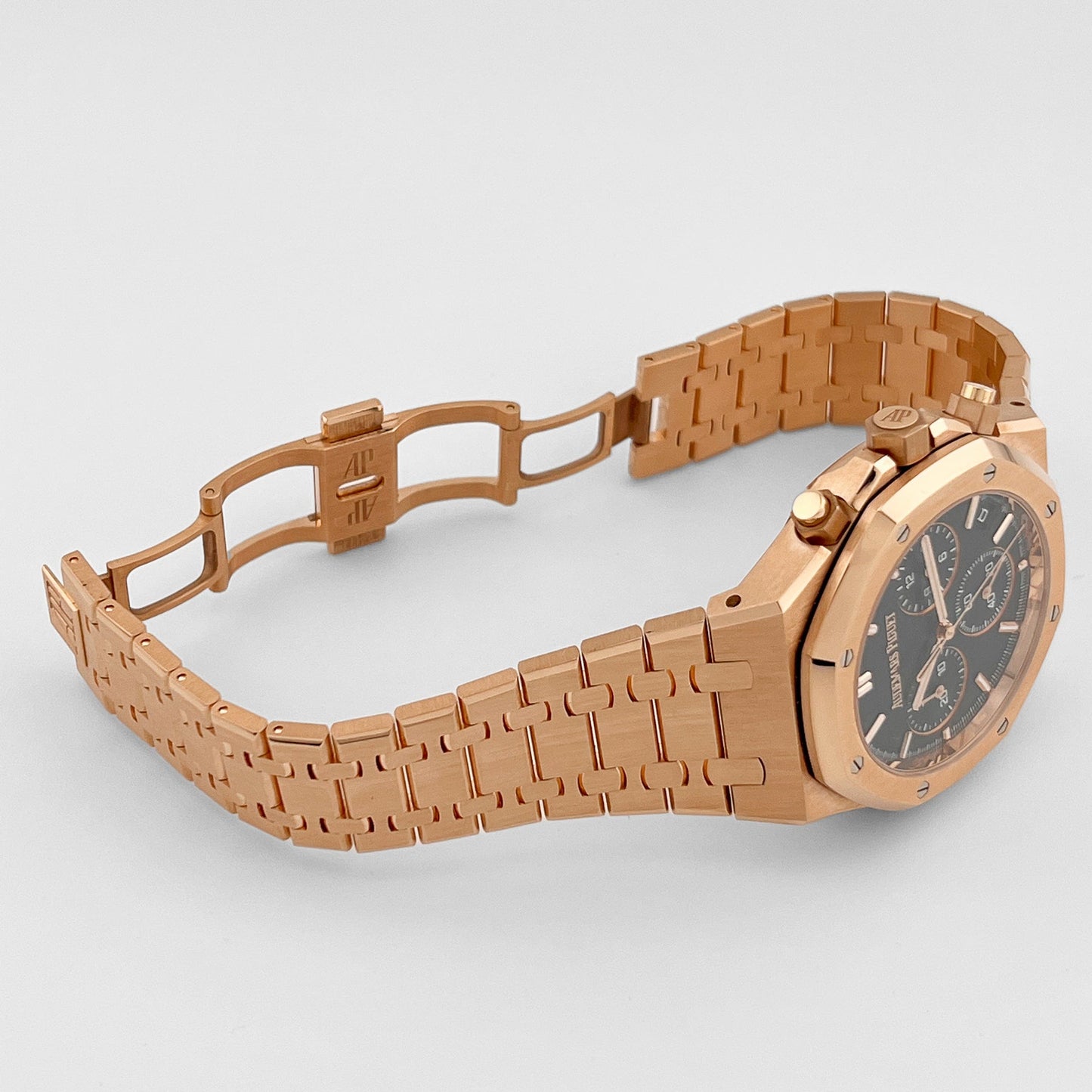 Audemars Piguet Royal Oak 26240OR.OO.1320OR.05 Selfwinding Chronograph Blue Dial