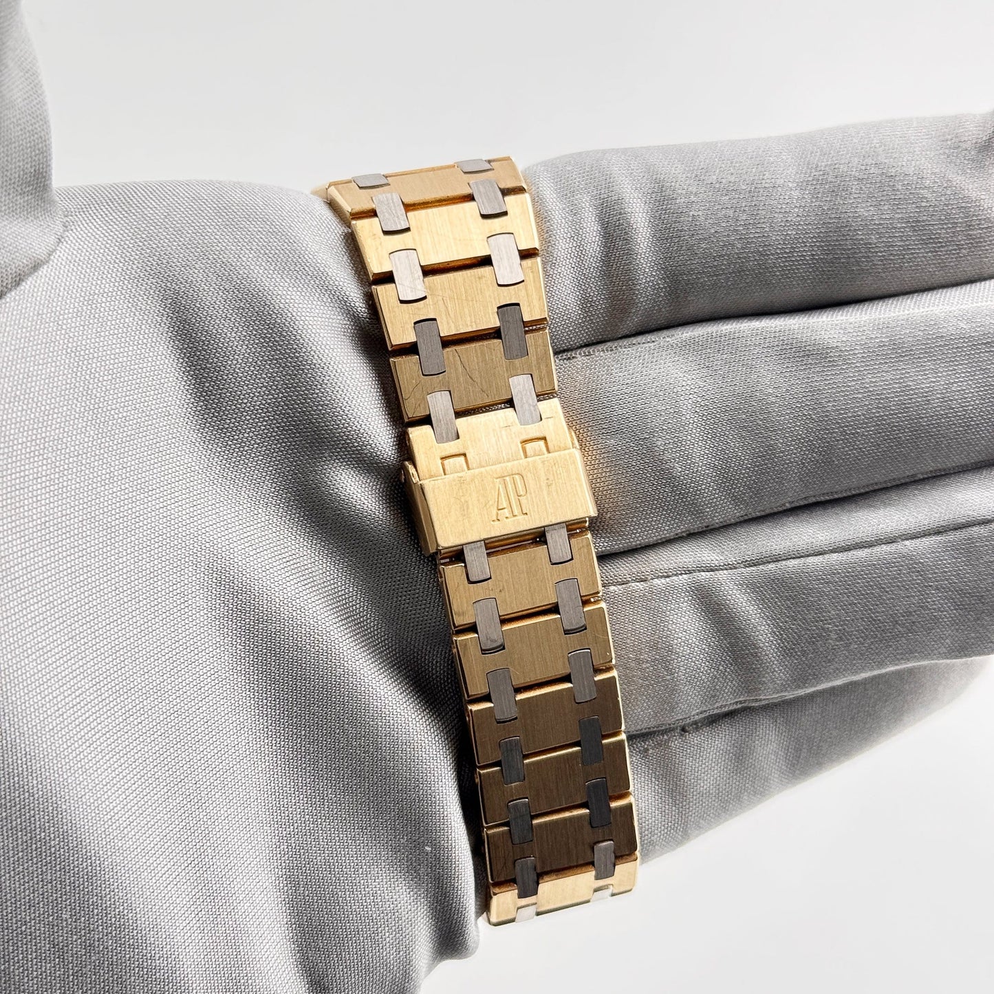 Audemars Piguet Royal Oak 6023AC Yellow Gold White Gold Diamond Dial Quartz