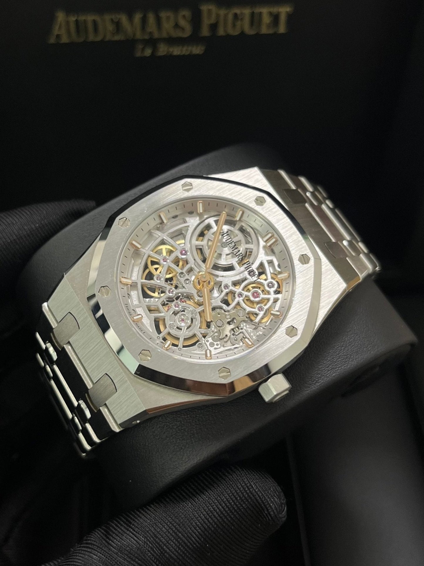 Audemars Piguet Royal Oak Jumbo "Jumbo" Extra-Thin Squelette "50TH ANNIVERSARY" Ref. 16204ST.OO.1240ST.01