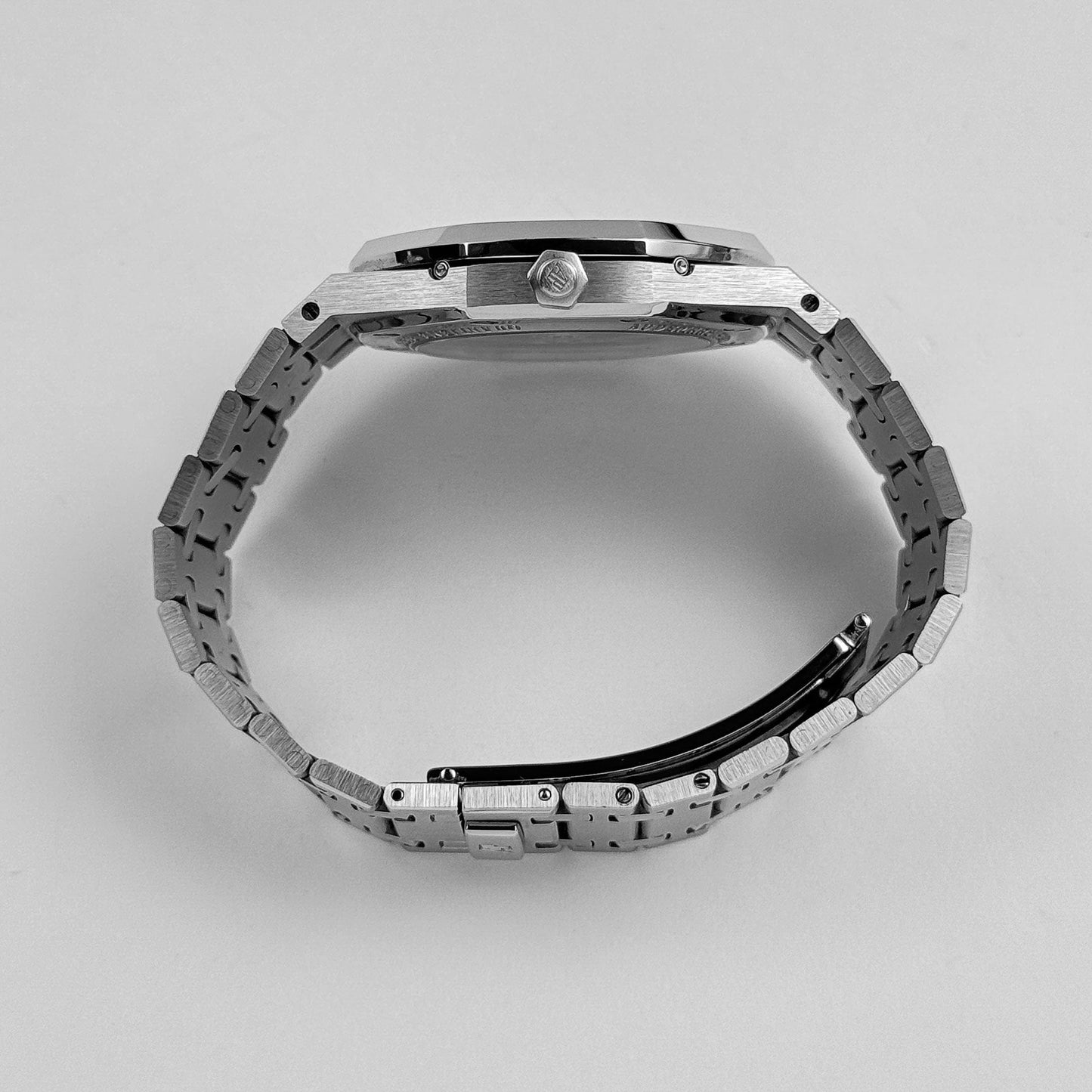 Audemars Piguet Royal Oak Perpetual Calendar 25820SP.O.0944SP.01 Stainless Steel Platinum Black Dial