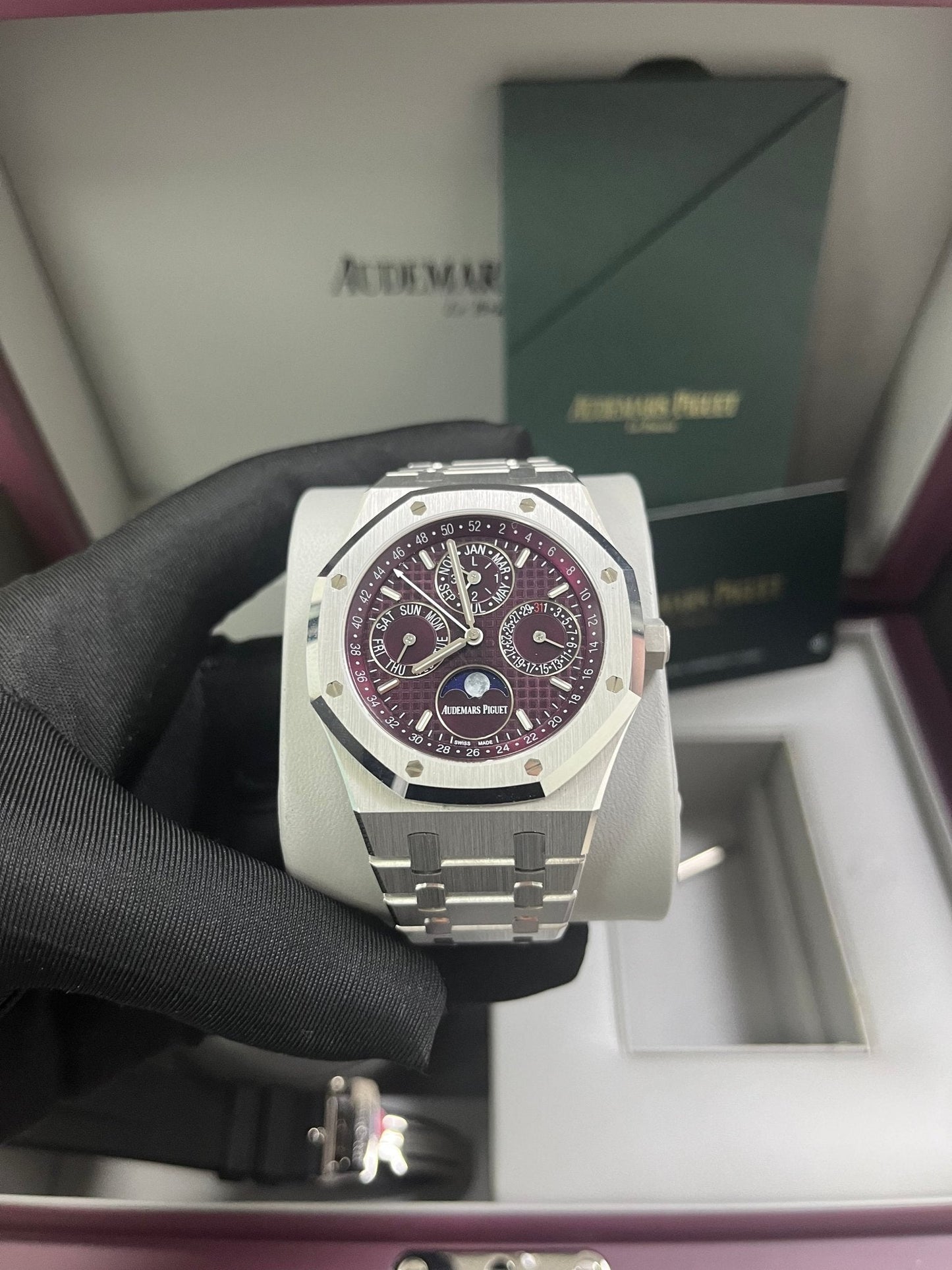 Audemars Piguet Royal Oak Perpetual Calendar SPECIAL EDITION 41mm Royal Oak Burgundy Dial 26574BC.OO.1220BC.01