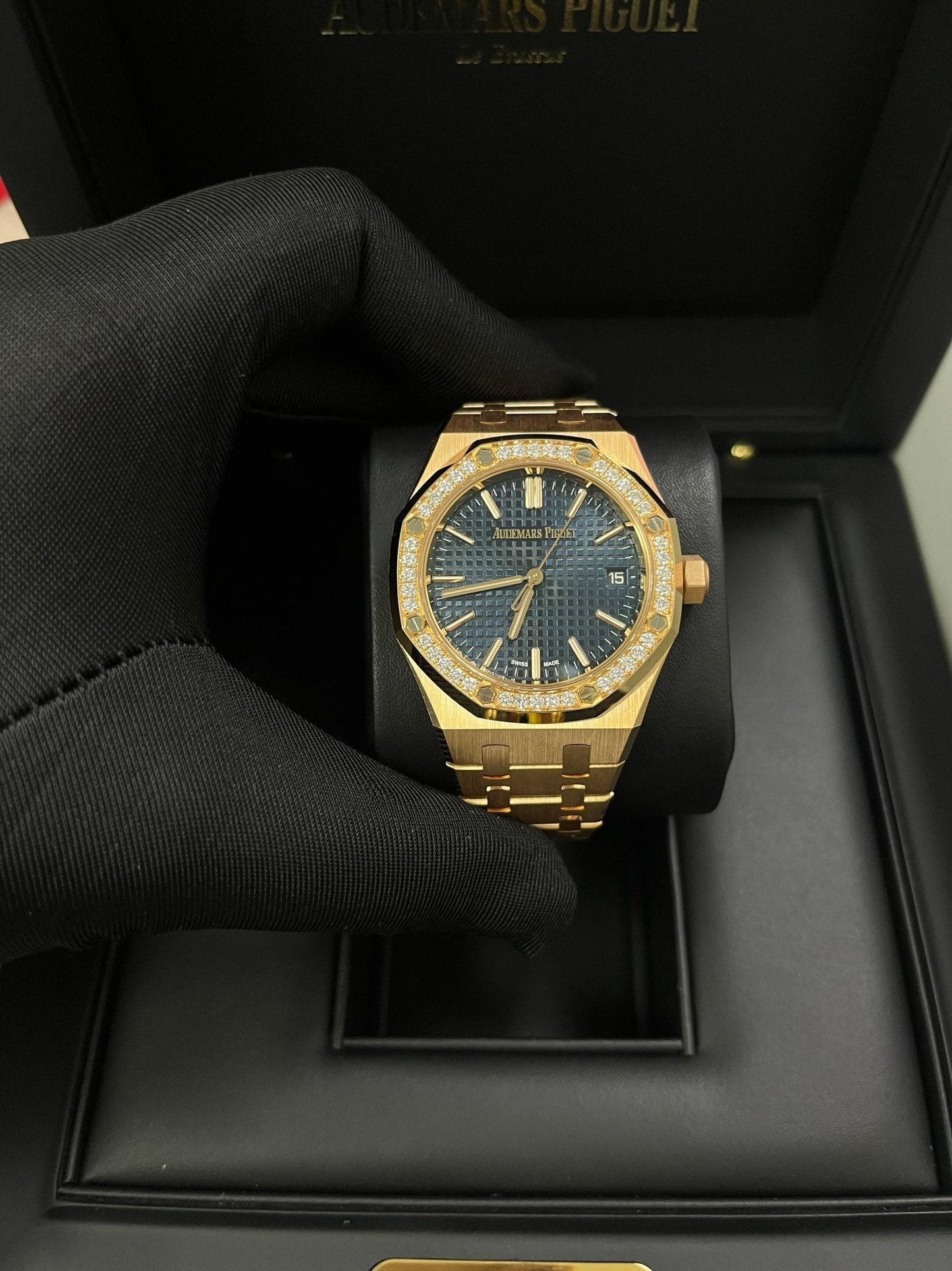 Audemars Piguet Royal Oak Selfwinding (Ref# 15551OR.ZZ.1356OR.05)