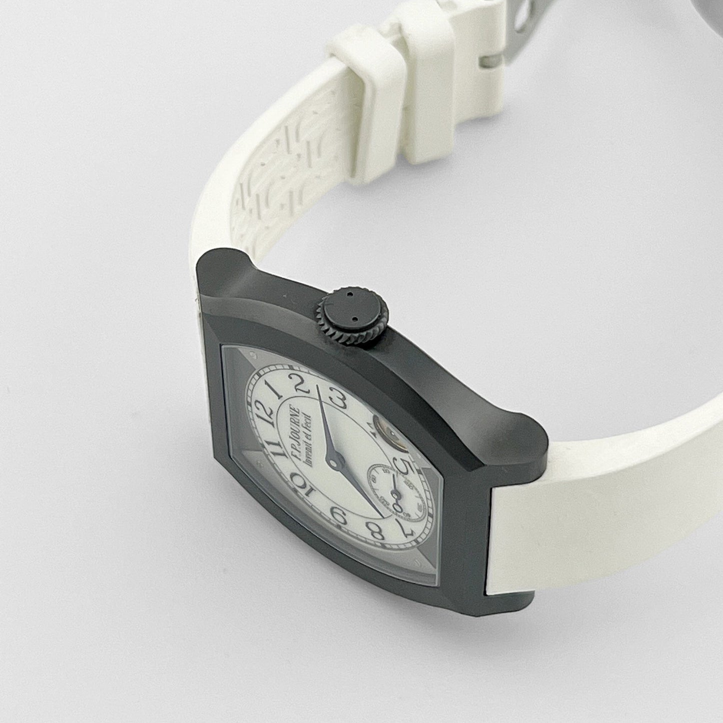 F.P.Journe Élégante 40 Ref. ELT Titalyt Luminescent White Dial