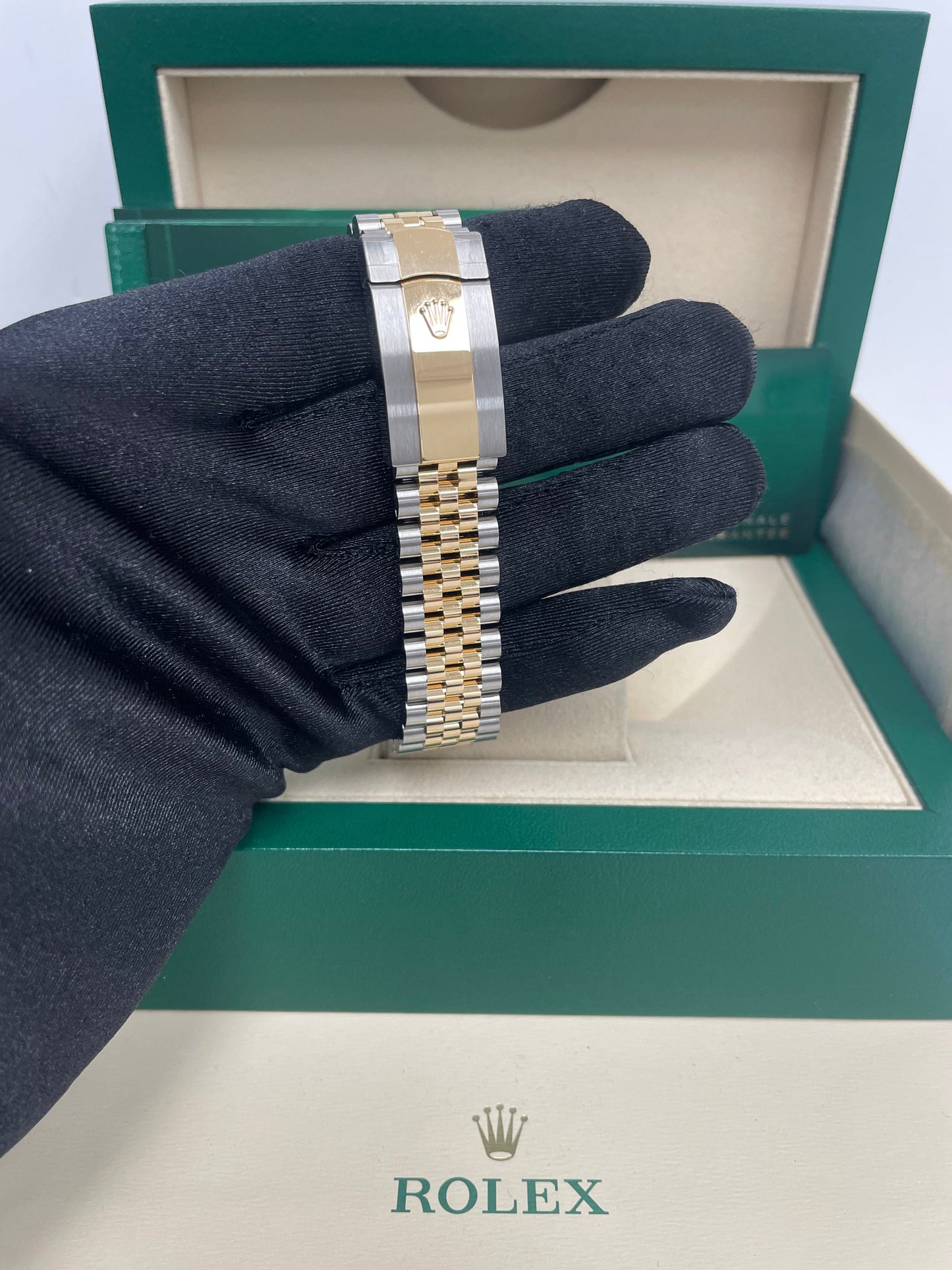 Rolex Rolesor Datejust 36 Watch - Yellow Diamond Bezel - White Mother-Of-Pearl Jubilee Ref 126283RBR