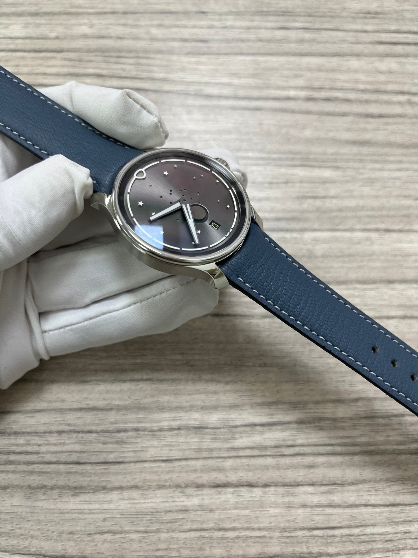 Ming Moonphase 37.05 SERIES 2