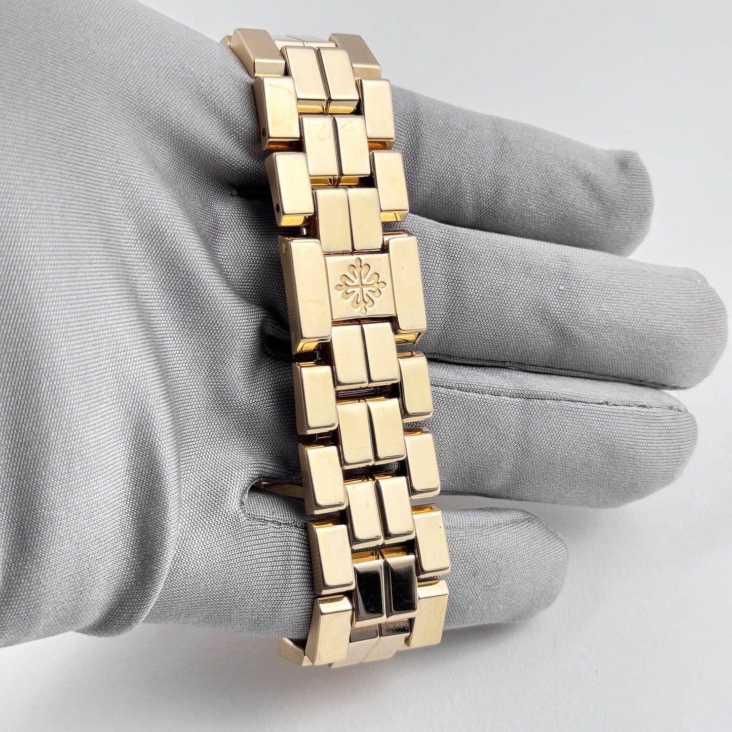 Patek Philippe Aquanaut 5066/1J Yellow Gold Black Dial