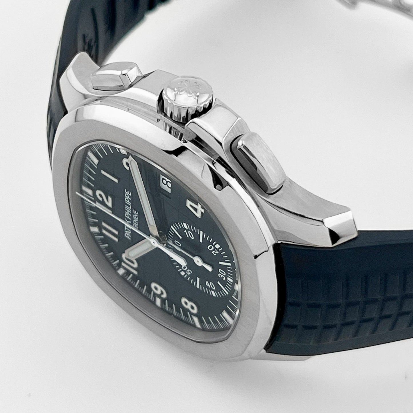 Patek Philippe Aquanaut 5968G-001 White Gold Blue Dial (2022)