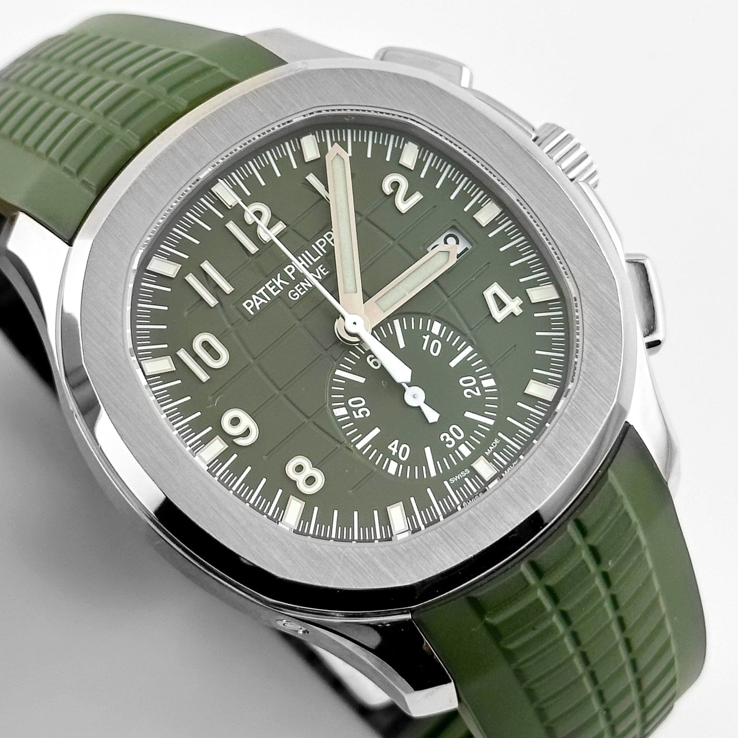 Patek Philippe Aquanaut 5968G-010 Chronograph White Gold Khaki Green Dial (2021)