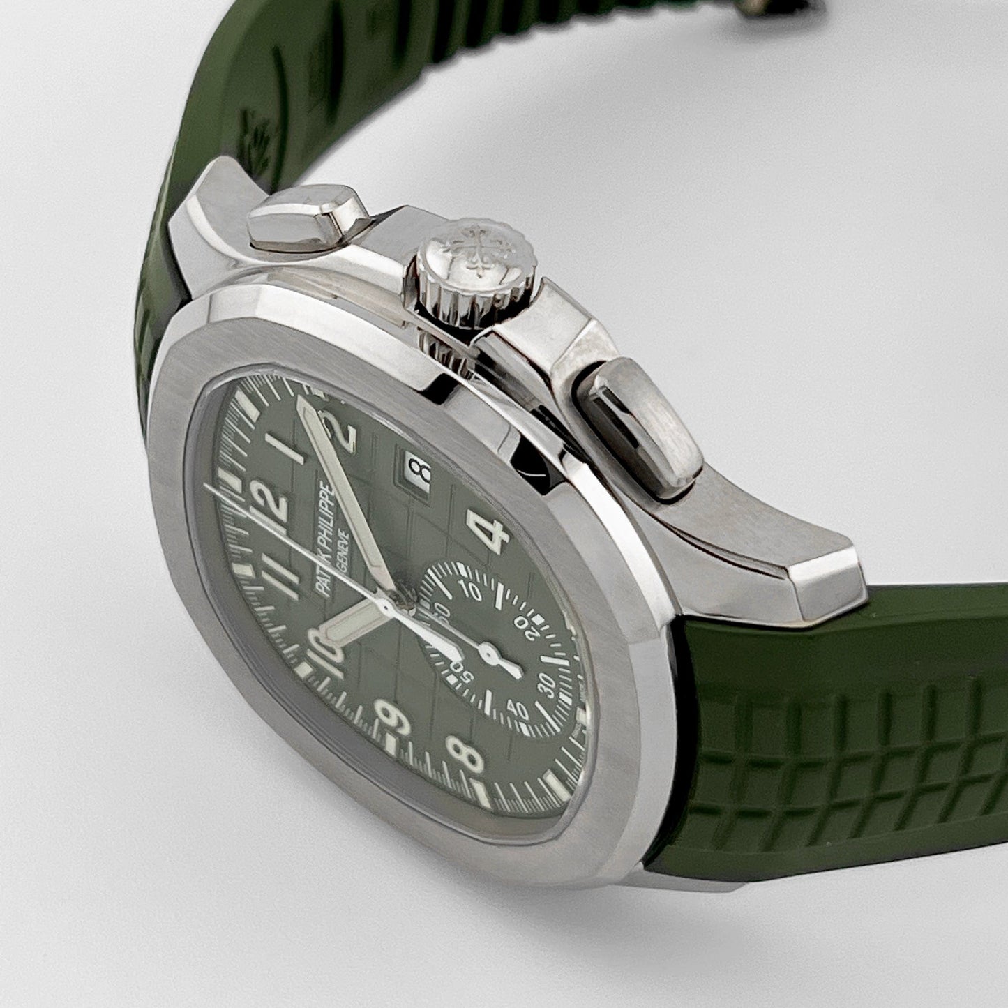 Patek Philippe Aquanaut 5968G-010 Chronograph White Gold Khaki Green Dial (2021)