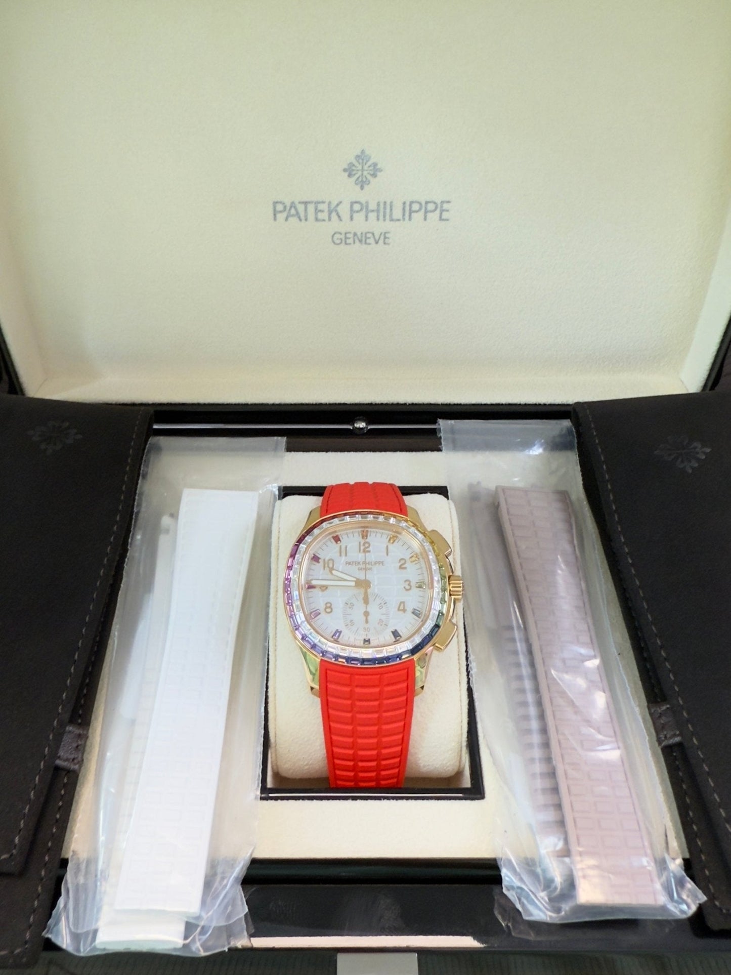 Patek Philippe Aquanaut Rose Gold Automatic Factory Diamonds Aquanaut Luce "Rainbow" 7968/300R-001