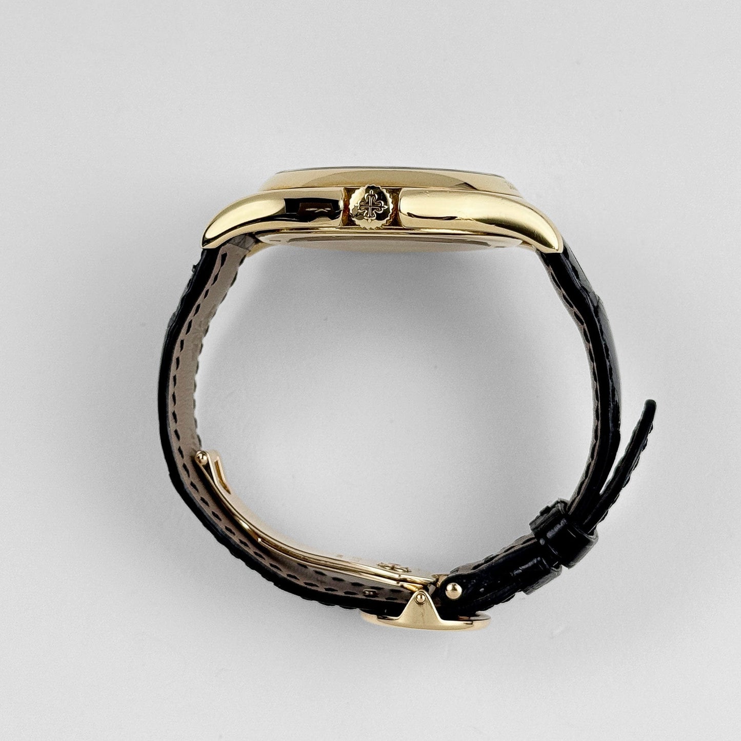 Patek Philippe Complications 5131J-001 World Time Yellow Gold (2010)