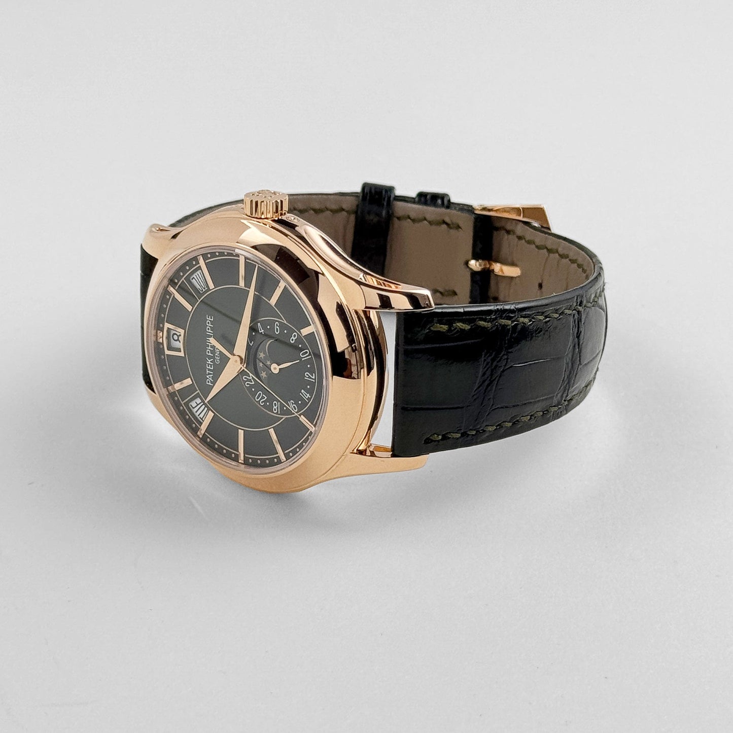 Patek Philippe Complications 5205R-011 Annual Calendar Moon Phases Rose Gold Green Dial (2022)