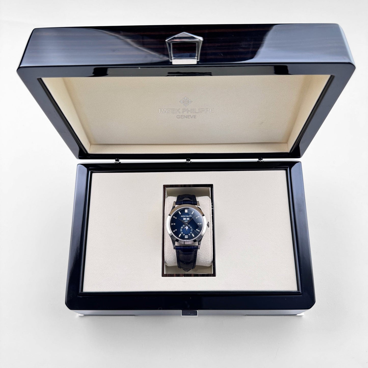 Patek Philippe Complications 5396G-017 Annual Calendar Moon Phases White Gold Blue Dial (2025)