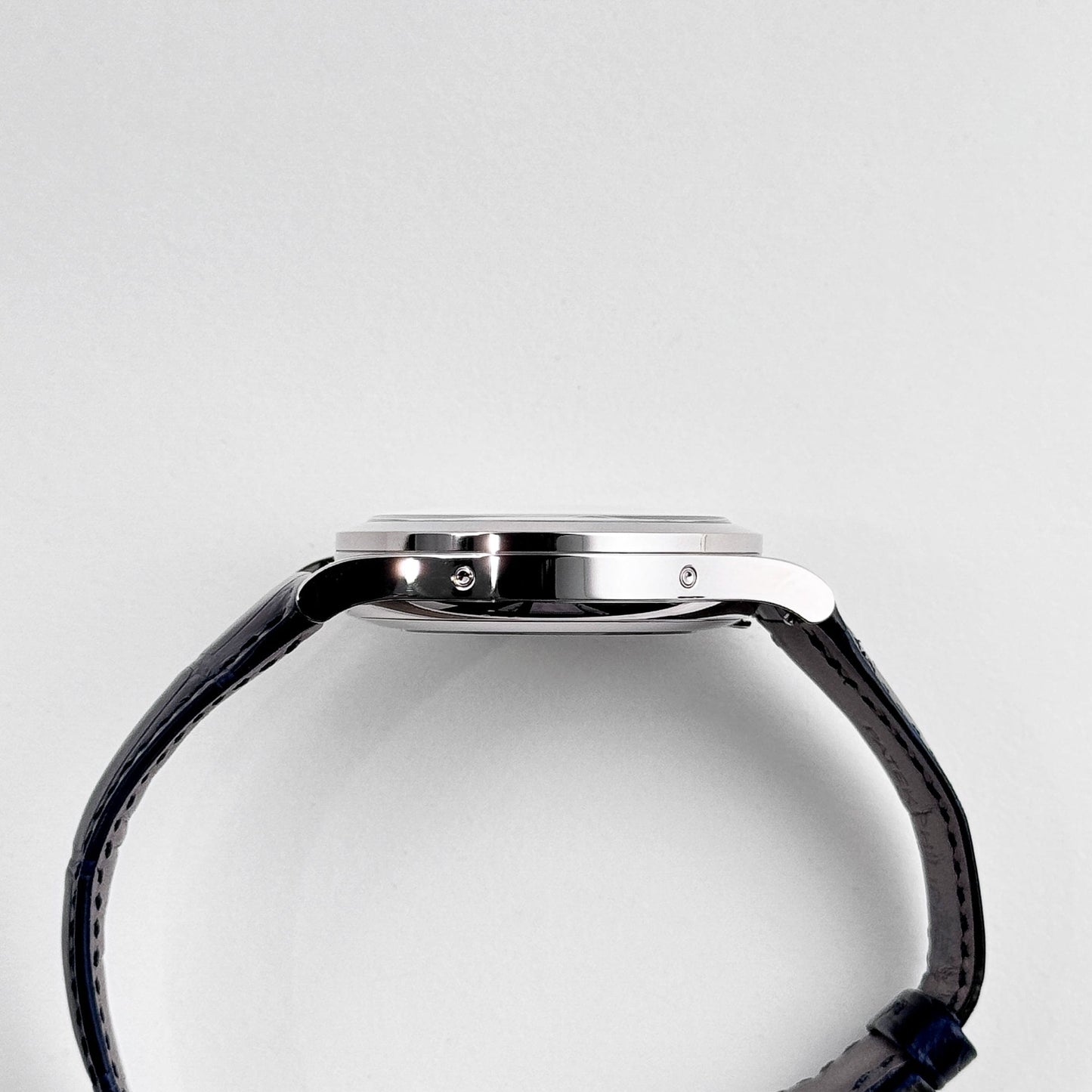 Patek Philippe Complications 5396G-017 Annual Calendar Moon Phases White Gold Blue Dial (2025)