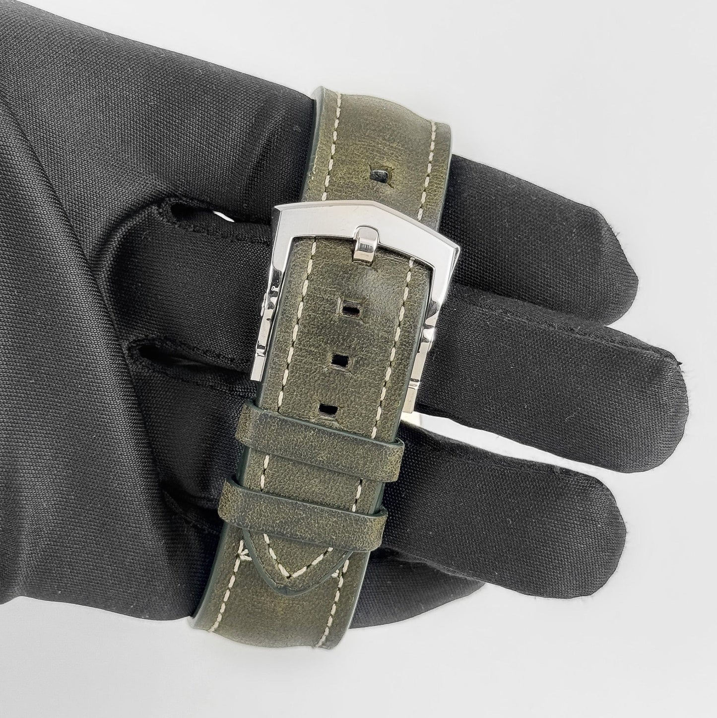 Patek Philippe Complications 5924G-010 Calatrava 'Pilot' Travel Time Chronograph White Gold Green Dial (2023)