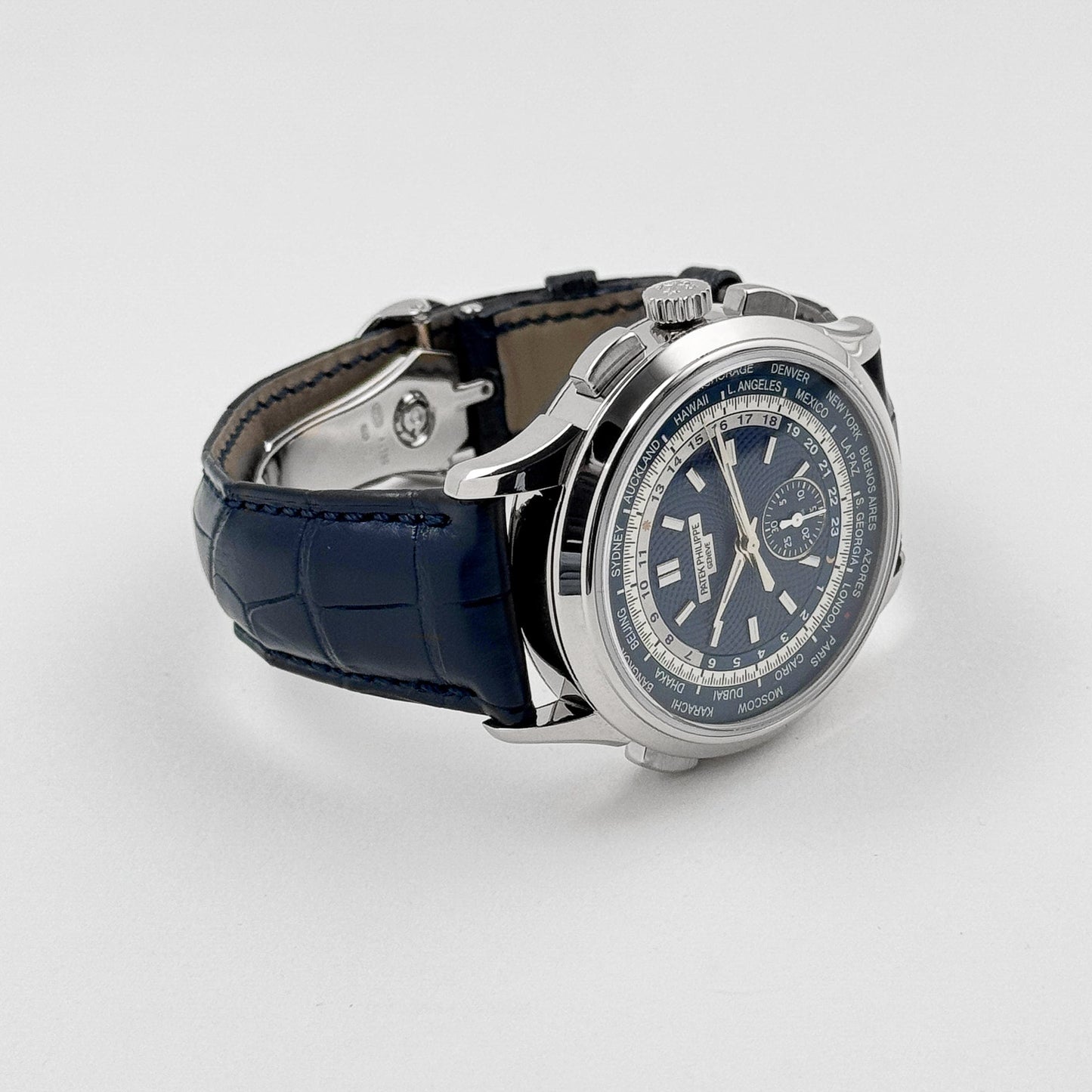 Patek Philippe Complications 5930G-010 World Time Flyback Chronograph White Gold Blue Dial (2019)