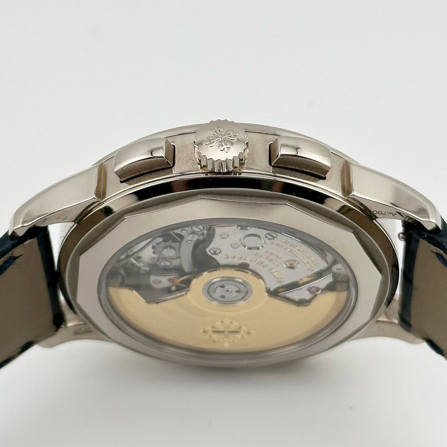 Patek Philippe Complications 5930G-010 World Time Flyback Chronograph White Gold Blue Dial (2022)