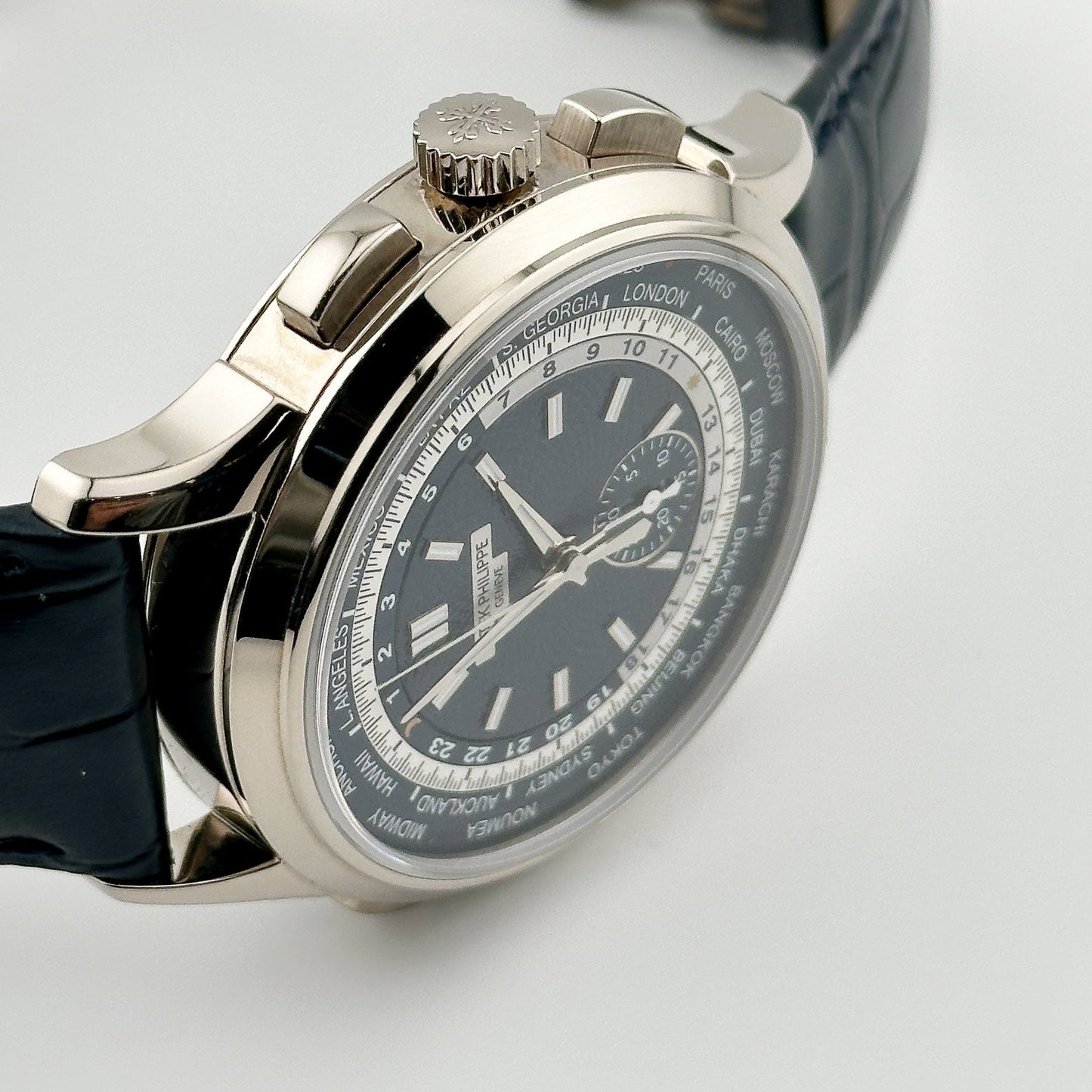 Patek Philippe Complications 5930G-010 World Time Flyback Chronograph White Gold Blue Dial (2022)